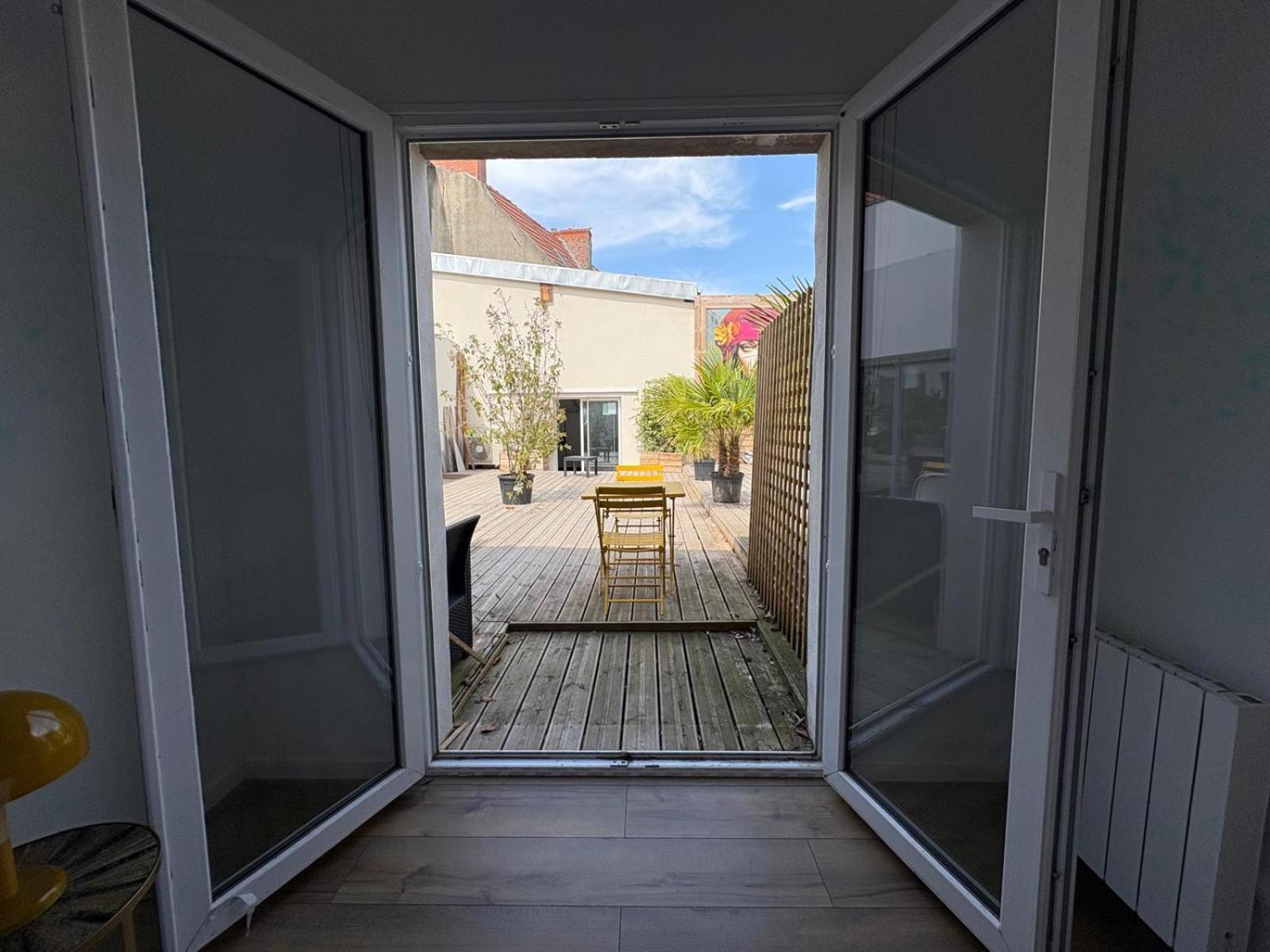 Apartment Loft 250 M2 Toit Terrasse Parking Netflix