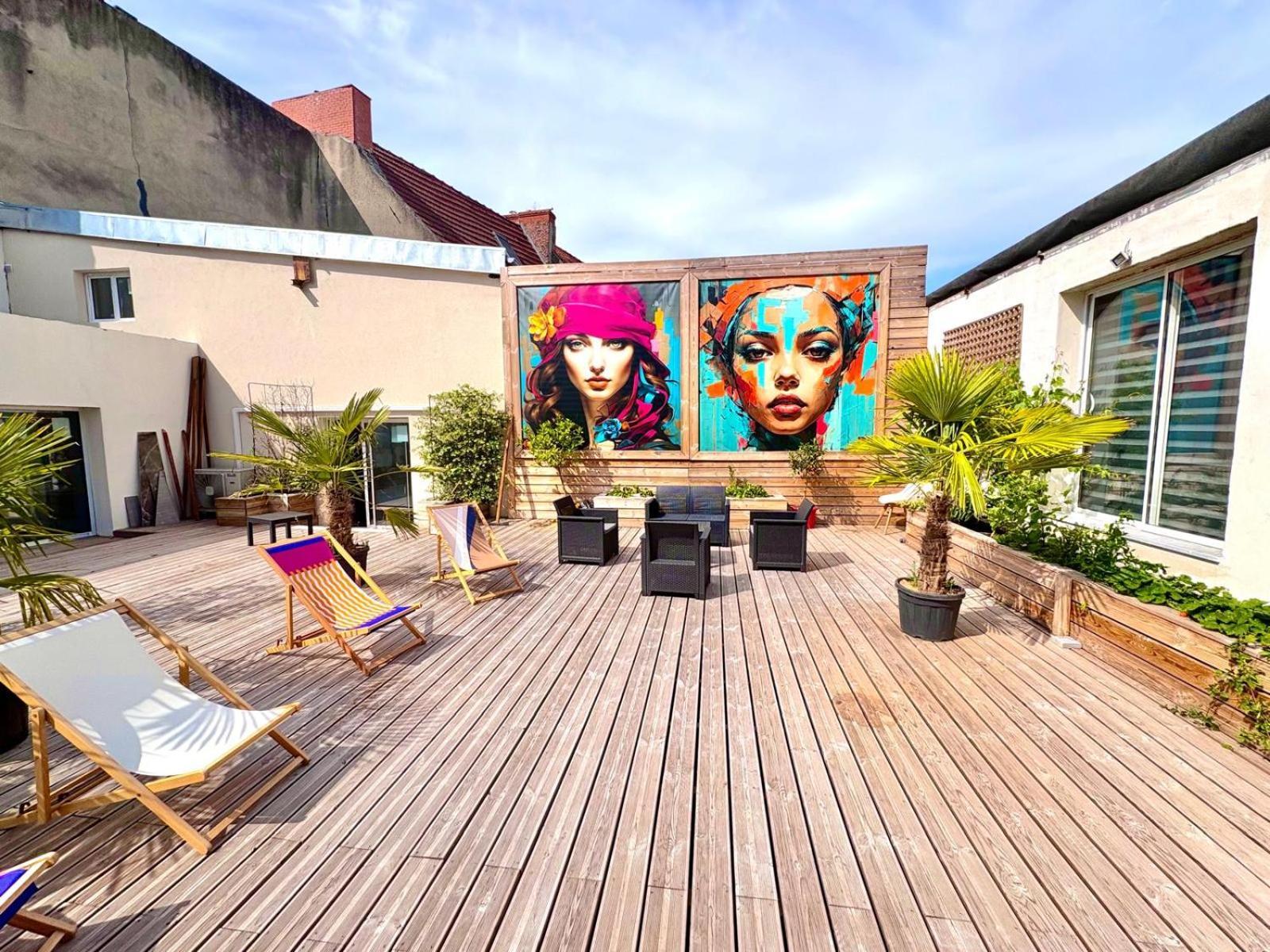 Loft 250 M2 Toit Terrasse Parking Netflix Apartment